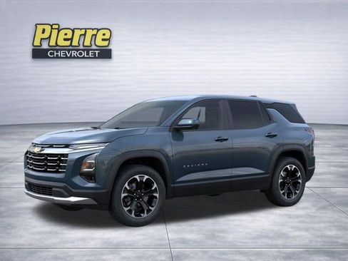 New 2026 Chevrolet Equinox LT image 2