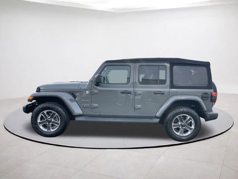 Certified 2020 Jeep Wrangler Unlimited Sahara image 5