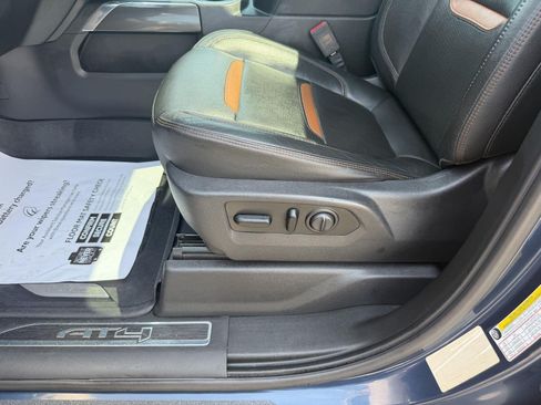 Used 2019 GMC Sierra 1500 AT4 w/ AT4 Preferred Package AWD/4WD image 11