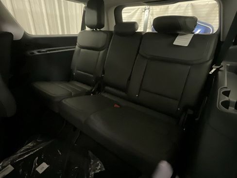 New 2025 Ford Expedition Max Active image 12