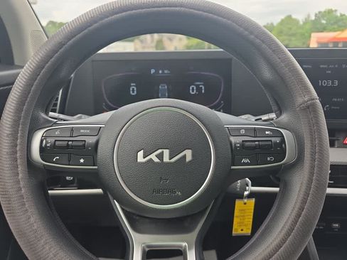 Used 2023 Kia Sportage LX AWD/4WD image 26