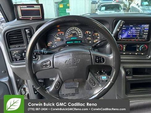Used 2005 Chevrolet Silverado 2500 LT w/ Heavy-Duty Power Package AWD/4WD image 16