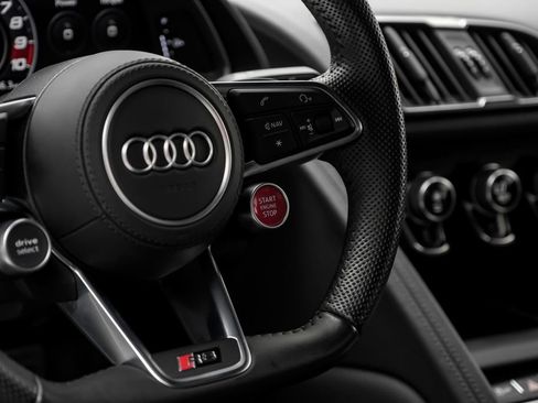 Used 2021 Audi R8 V10 RWD image 22