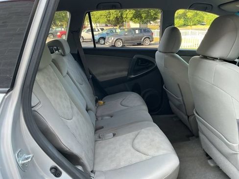 Used 2010 Toyota RAV4 2WD image 25