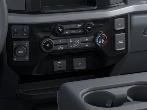 New 2026 Ford F250 XLT AWD/4WD image 16