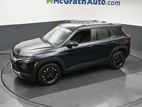 Used 2021 Chevrolet TrailBlazer LT w/ Convenience Package FWD image 21