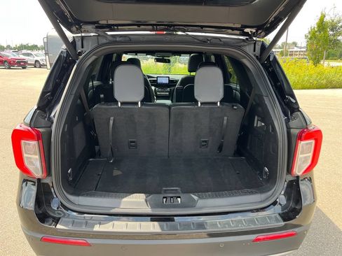Used 2024 Ford Explorer ST-Line w/ Class IV Trailer Tow Package AWD/4WD image 29