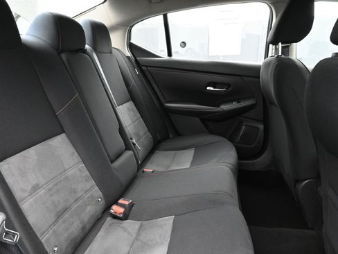 Used 2021 Nissan Sentra SR image 24