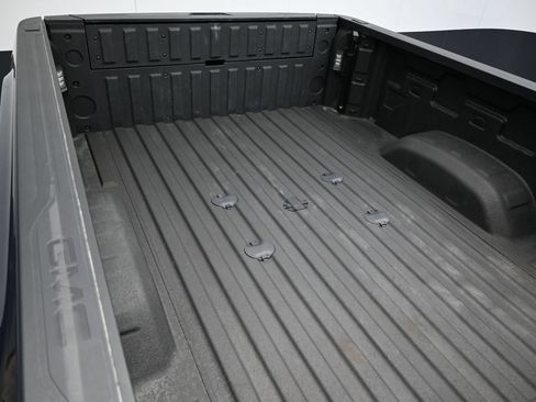 Used 2022 GMC Sierra 2500 AT4 w/ AT4 Premium Plus Package AWD/4WD image 44