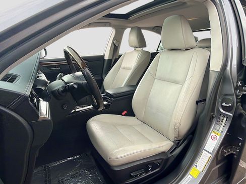 Used 2013 Lexus ES 350 w/ Luxury Pkg image 13