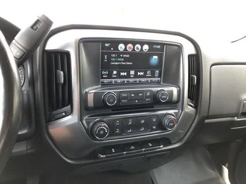 Used 2017 Chevrolet Silverado 1500 LT AWD/4WD image 26