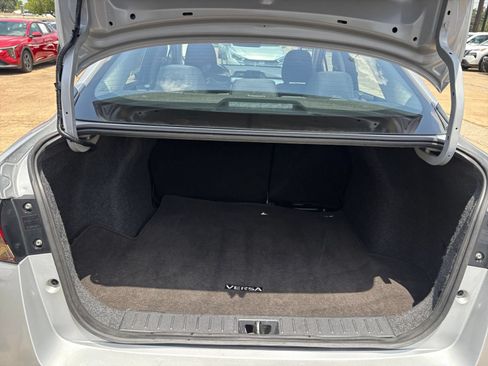 Used 2025 Nissan Versa SV FWD image 29