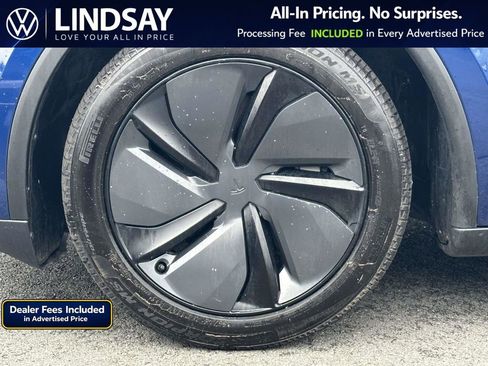 Used 2026 Tesla Model Y AWD image 8