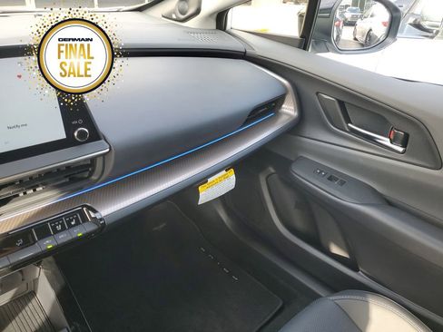 Certified 2025 Toyota Prius Limited image 31