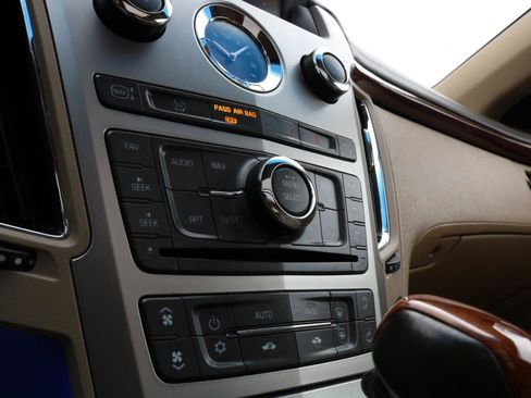 Used 2011 Cadillac CTS Premium RWD image 31