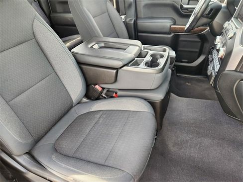 Used 2019 GMC Sierra 1500 SLE w/ SLE Value Package image 14