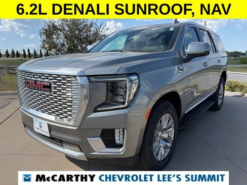 Used 2023 GMC Yukon Denali AWD/4WD image 4