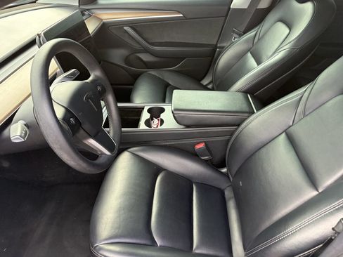 Used 2023 Tesla Model 3 Standard Range RWD image 6