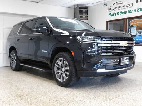 Used 2023 Chevrolet Tahoe LT w/ Luxury Package AWD/4WD image 6