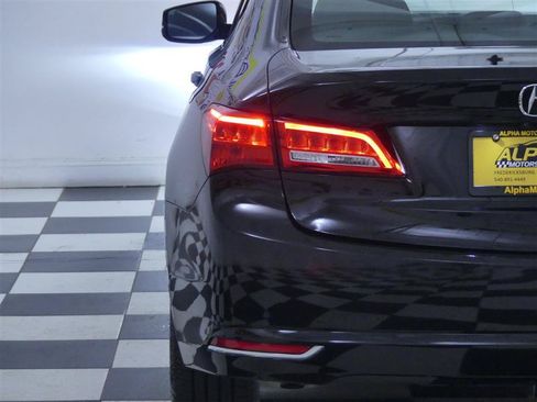 Used 2018 Acura TLX FWD image 29