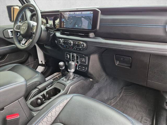 Used 2024 Jeep Wrangler High Altitude AWD/4WD image 22