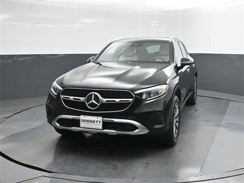 Used 2024 Mercedes-Benz GLC 300 image 30