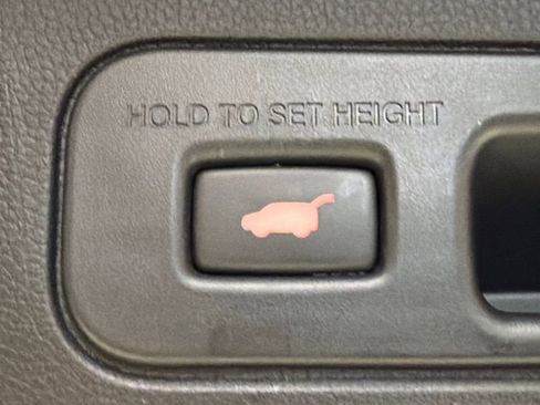 Used 2025 Honda Pilot TrailSport image 20
