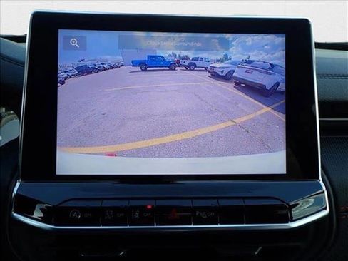 New 2025 Jeep Compass Trailhawk image 17