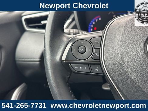 Used 2022 Toyota Corolla Cross XLE w/ Convenience Package image 31