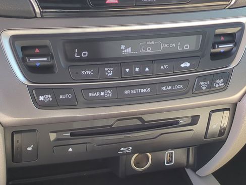 Used 2019 Honda Pilot EX-L image 25