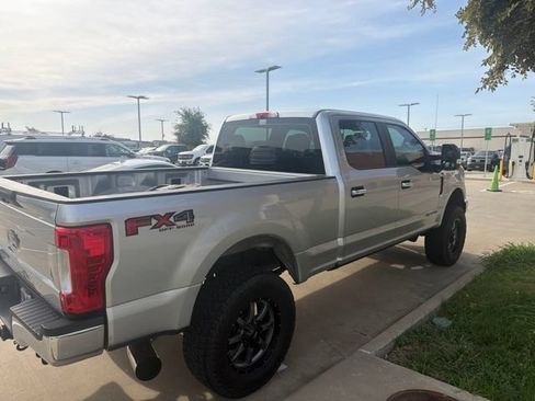 Used 2019 Ford F250 XL w/ STX Appearance Package AWD/4WD image 4