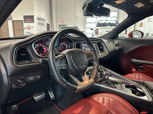 Used 2018 Dodge Challenger SRT Hellcat image 20