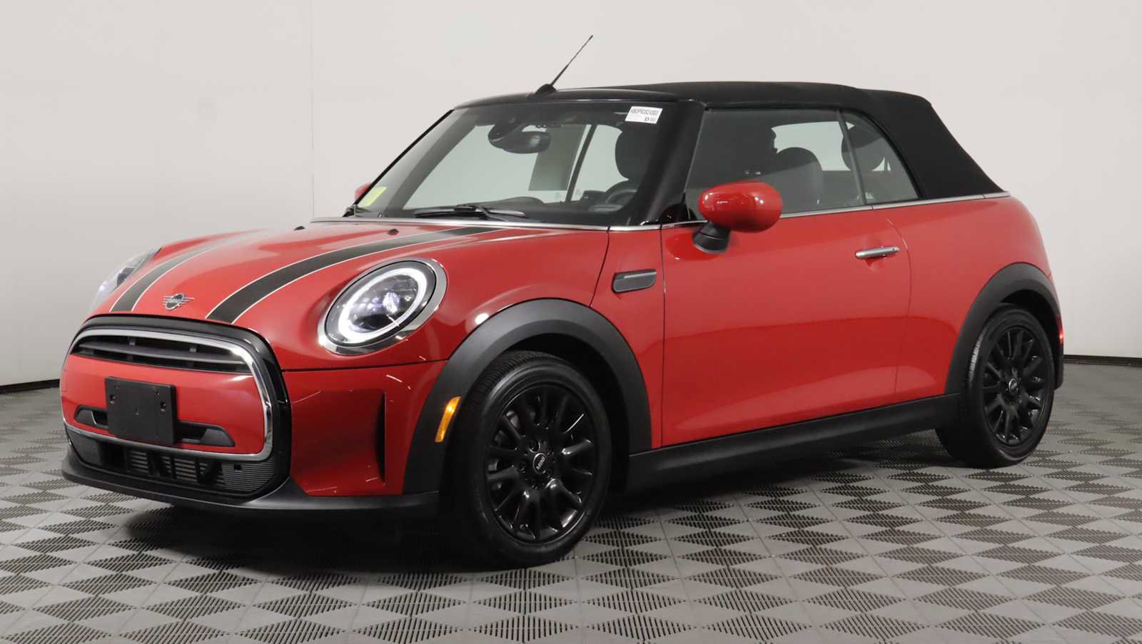 Used 2024 MINI Cooper Convertible FWD image 3