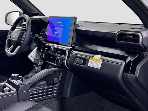 New 2026 Toyota 4Runner Limited image 30