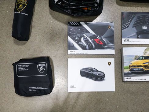 Used 2020 Lamborghini Urus image 61