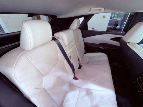 Certified 2024 Lexus RX 350 Premium Plus w/ Convenience Package FWD image 17