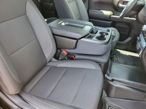 Used 2025 GMC Sierra 2500 Pro w/ 1SA Pro Safety Plus Package AWD/4WD image 11
