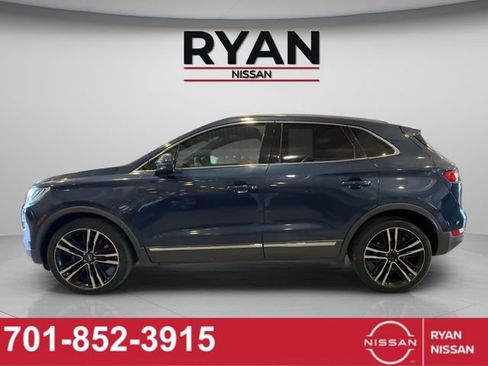 Used 2017 Lincoln MKC Reserve w/ Lincoln MKC Climate Package AWD/4WD image 6