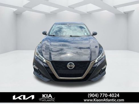Used 2021 Nissan Altima 2.5 SR w/ SR Premium Package FWD image 8