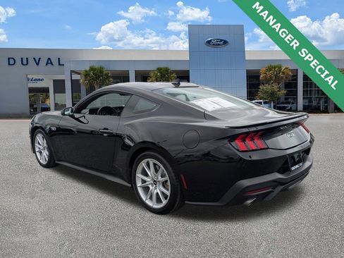 Used 2024 Ford Mustang GT Premium image 6