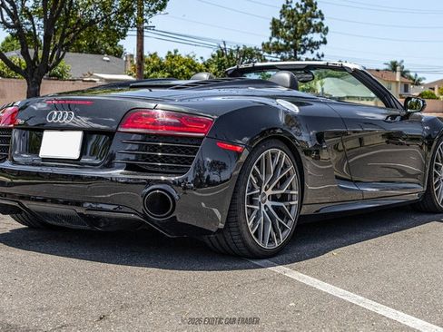 Used 2014 Audi R8 V10 w/ Full Leather Package AWD/4WD image 8