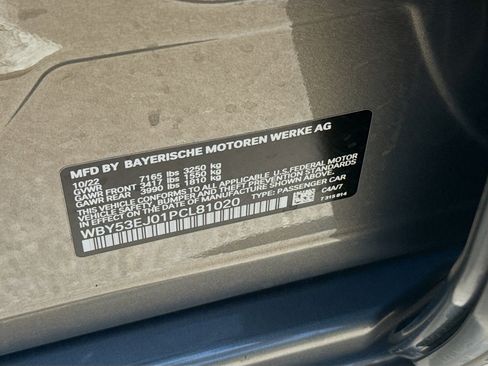 Used 2023 BMW i7 xDrive60 AWD/4WD image 36