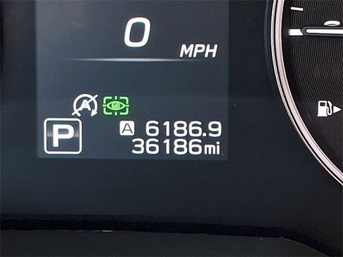 Used 2022 Subaru Outback Touring image 28