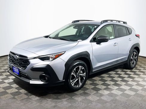 Used 2025 Subaru Crosstrek 2.0i Premium AWD/4WD image 3