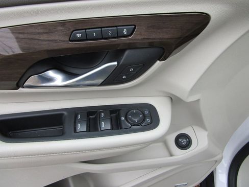 Used 2020 GMC Terrain Denali w/ Denali Premium Package image 26