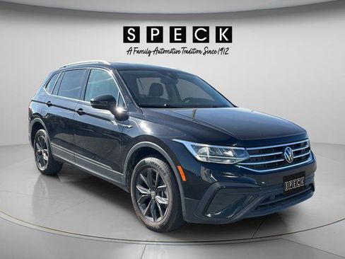 Used 2024 Volkswagen Tiguan SE AWD/4WD image 13