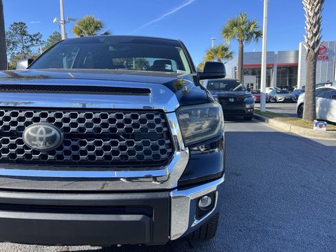 Used 2019 Toyota Tundra SR5 w/ TRD Off Road Package image 5