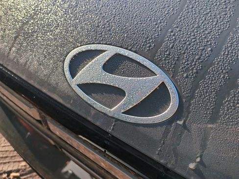 New 2026 Hyundai Santa Fe SE image 13