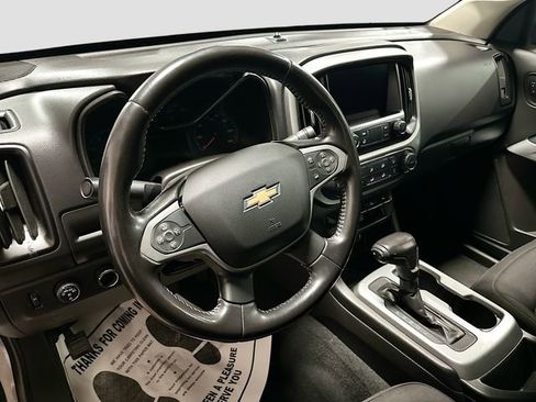 Used 2021 Chevrolet Colorado LT w/ LT Convenience Package image 10