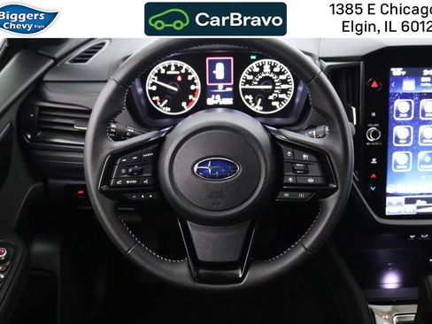 Used 2025 Subaru Forester Premium AWD/4WD image 17